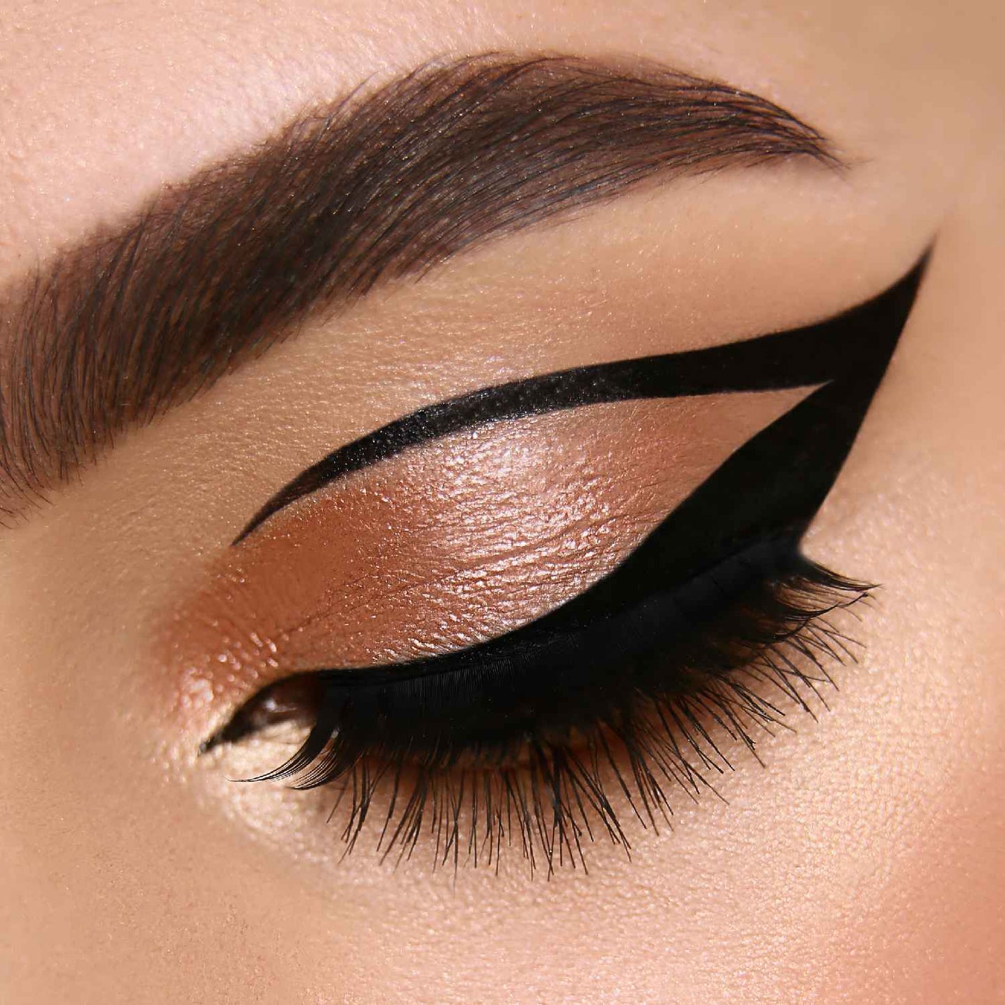 Wing It Eyeliner